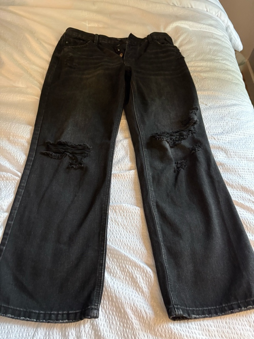 Women's Black Distressed kancan Straight-Leg Jeans